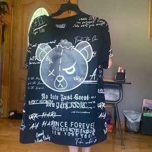 Fresh Laundry XL black with white writing tee short sleeve